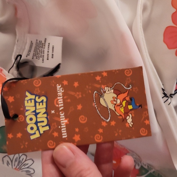 Looney Tunes x Unique Vintage Bugs Bunny Skirt - Picture 7 of 12